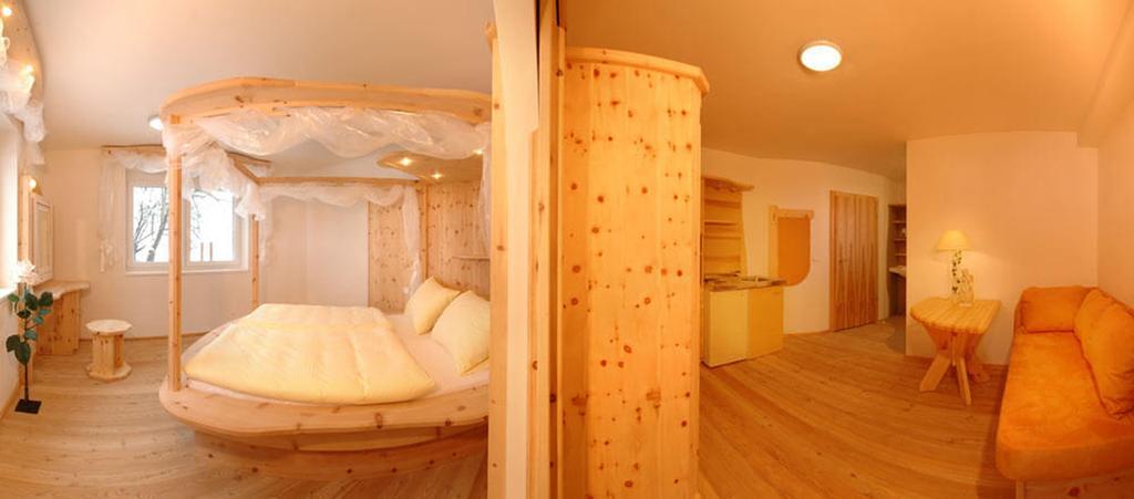 سول Bed & Breakfast Landhaus Strasser الغرفة الصورة