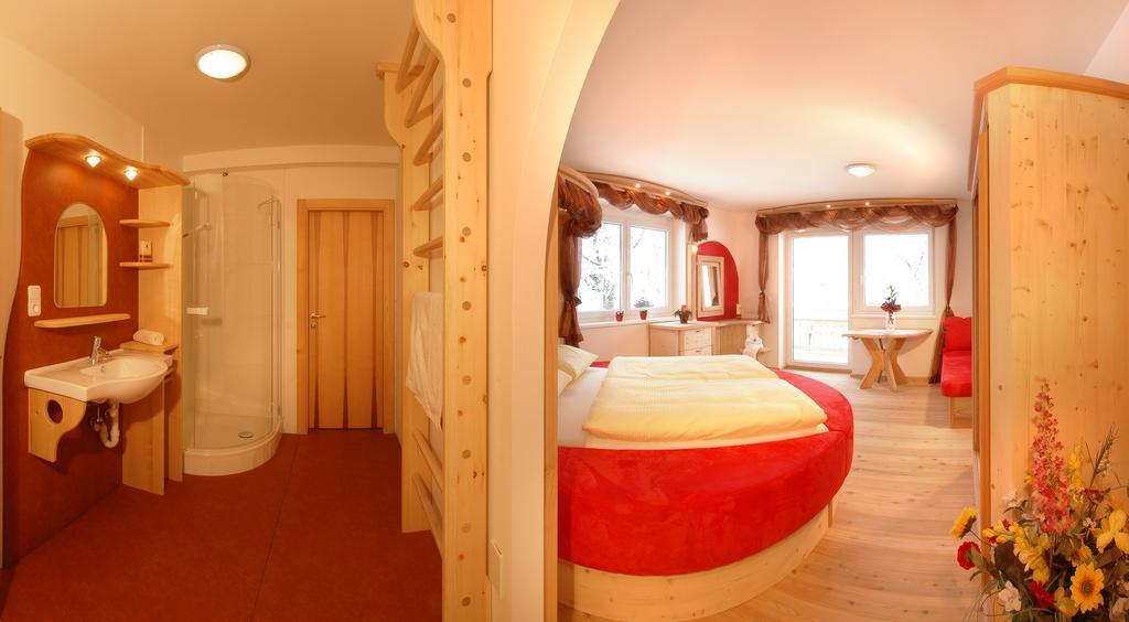 سول Bed & Breakfast Landhaus Strasser المظهر الخارجي الصورة