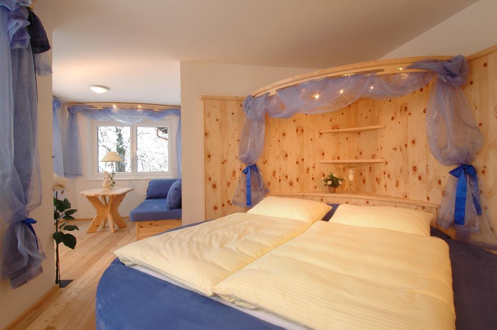 سول Bed & Breakfast Landhaus Strasser الغرفة الصورة